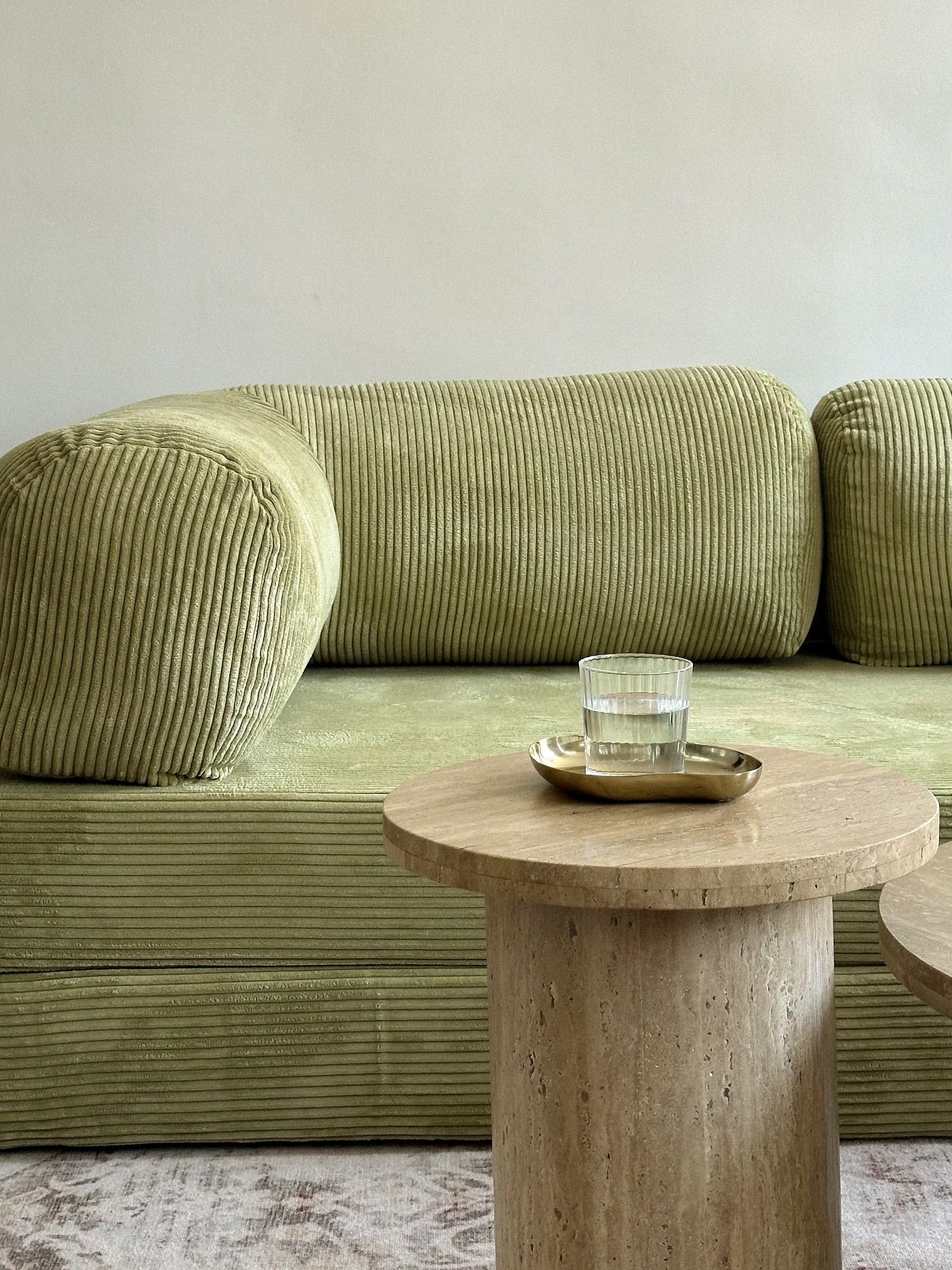 Modular Sofa – Flexible Living, Timeless Comfort